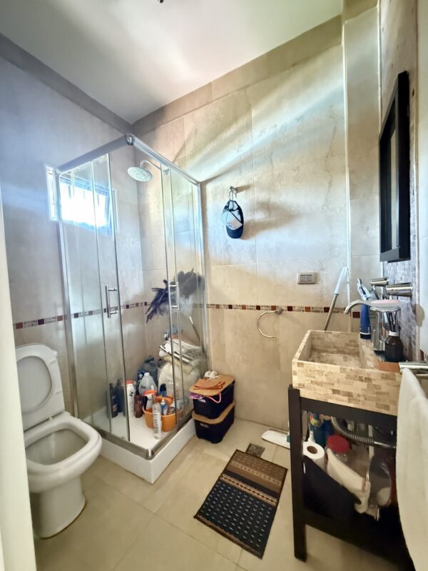 Hermosa Casa en Calle Hipólito Yrigoyen 234, Cañuelas. - Imagen 9