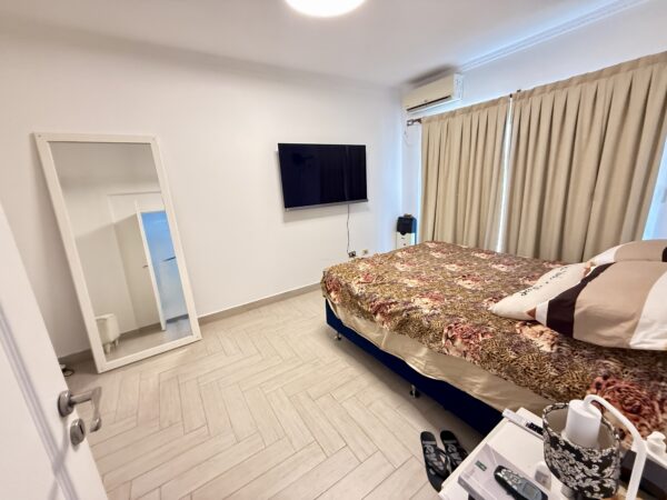 Hermosa Casa en Calle Hipólito Yrigoyen 234, Cañuelas. - Imagen 2