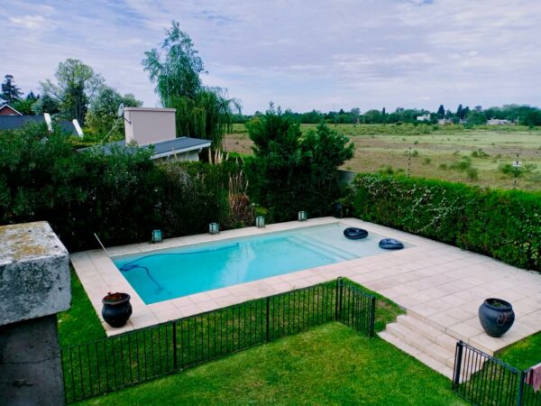 Oportunidad Venta por Viaje. Importante Casa Barrio Cerrado "Altos del Carmen" UF-18 - Imagen 22