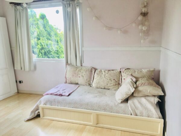 Oportunidad Venta por Viaje. Importante Casa Barrio Cerrado "Altos del Carmen" UF-18 - Imagen 5