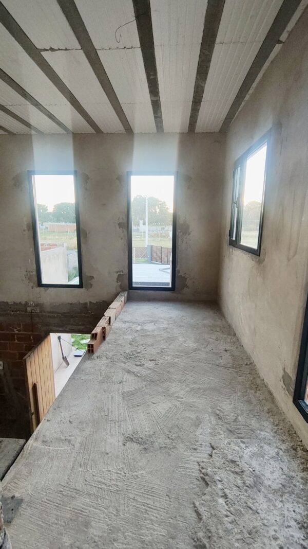 OPORTUNIDAD ÚNICA EN PETIÓN CHICO - CASA MODERNA EN ETAPA FINAL - Imagen 15