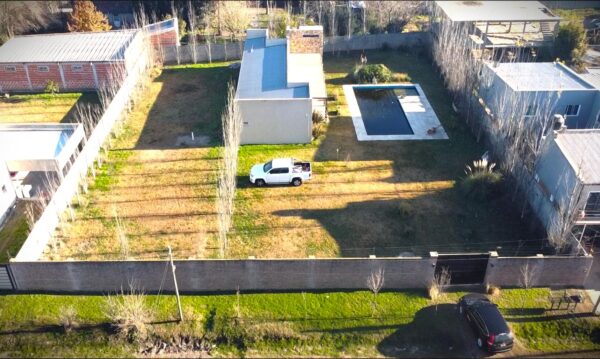 Moderna Casa Quinta Santa Cruz 430, entre Berrueta y Monseñor Shell - Imagen 17