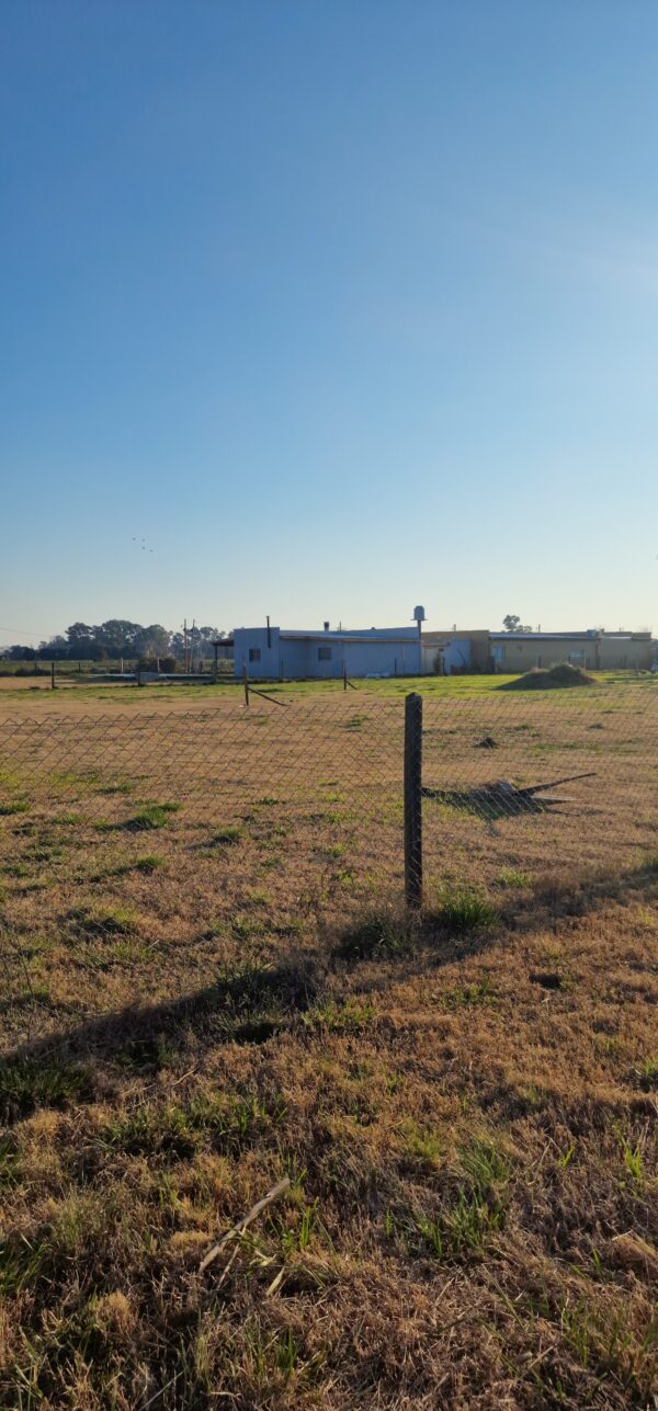 Importante terreno de 2097m2  con piscina en calle Interna - "Barrios del Sur", Cañuelas. - Imagen 6