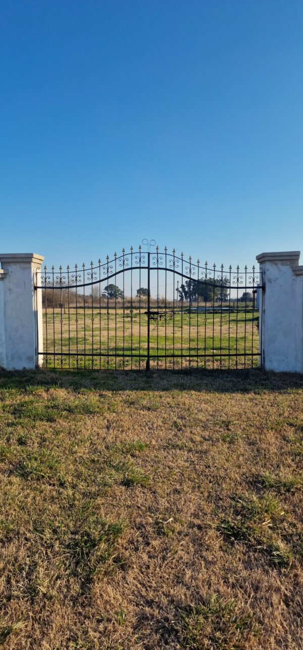 Importante terreno de 2097m2  con piscina en calle Interna - "Barrios del Sur", Cañuelas. - Imagen 8