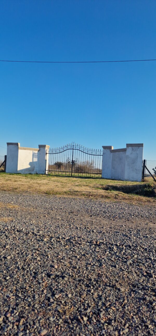 Importante terreno de 2097m2  con piscina en calle Interna - "Barrios del Sur", Cañuelas. - Imagen 15